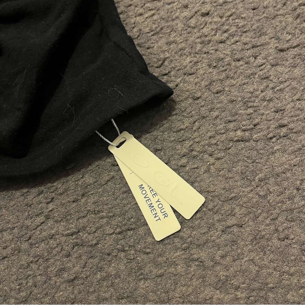 OGL V-Neck Ruched Tank Top - Picture 4 of 6